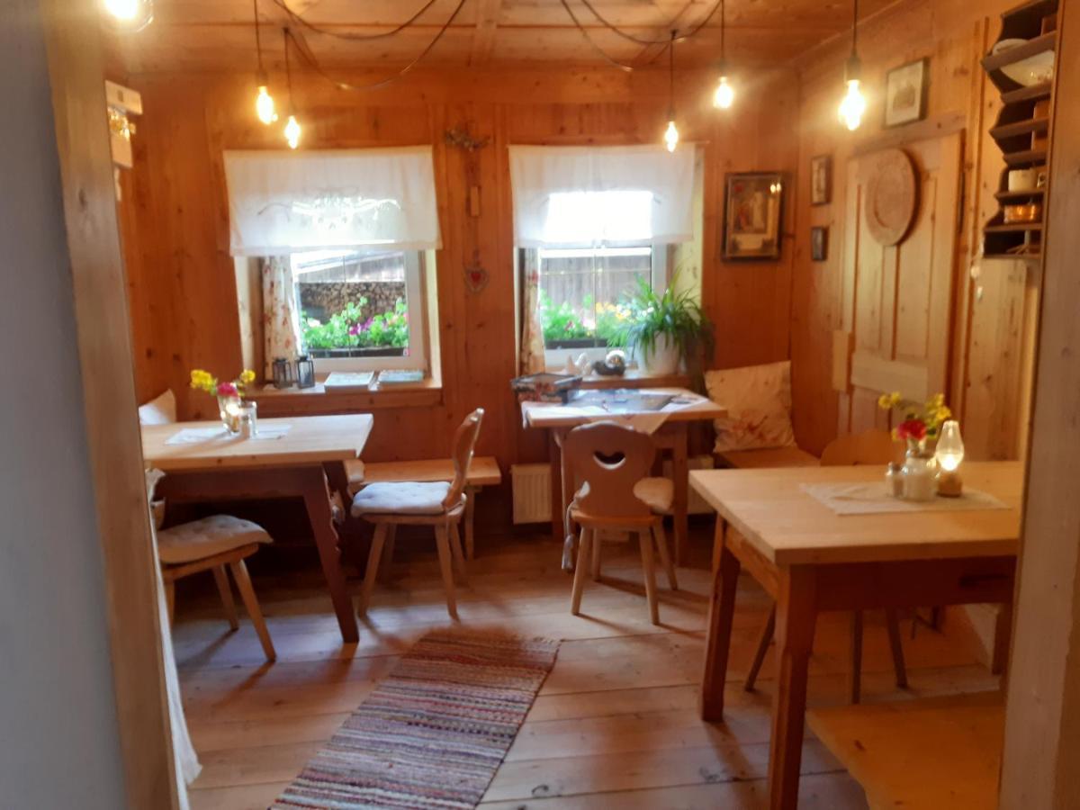 Bed & Breakfast Dolomiti Bey Haus Pinter Assling ภายนอก รูปภาพ
