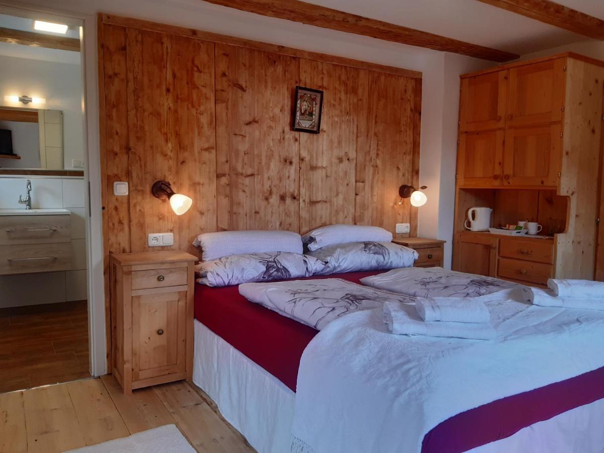 Bed & Breakfast Dolomiti Bey Haus Pinter Assling ภายนอก รูปภาพ